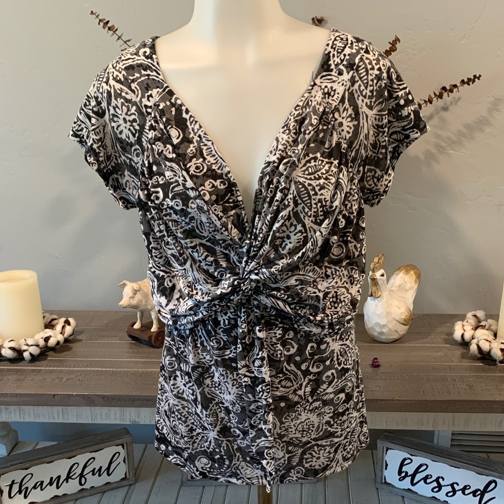INC International Concepts Black and White Paisley Blouse - Picture 1 of 4